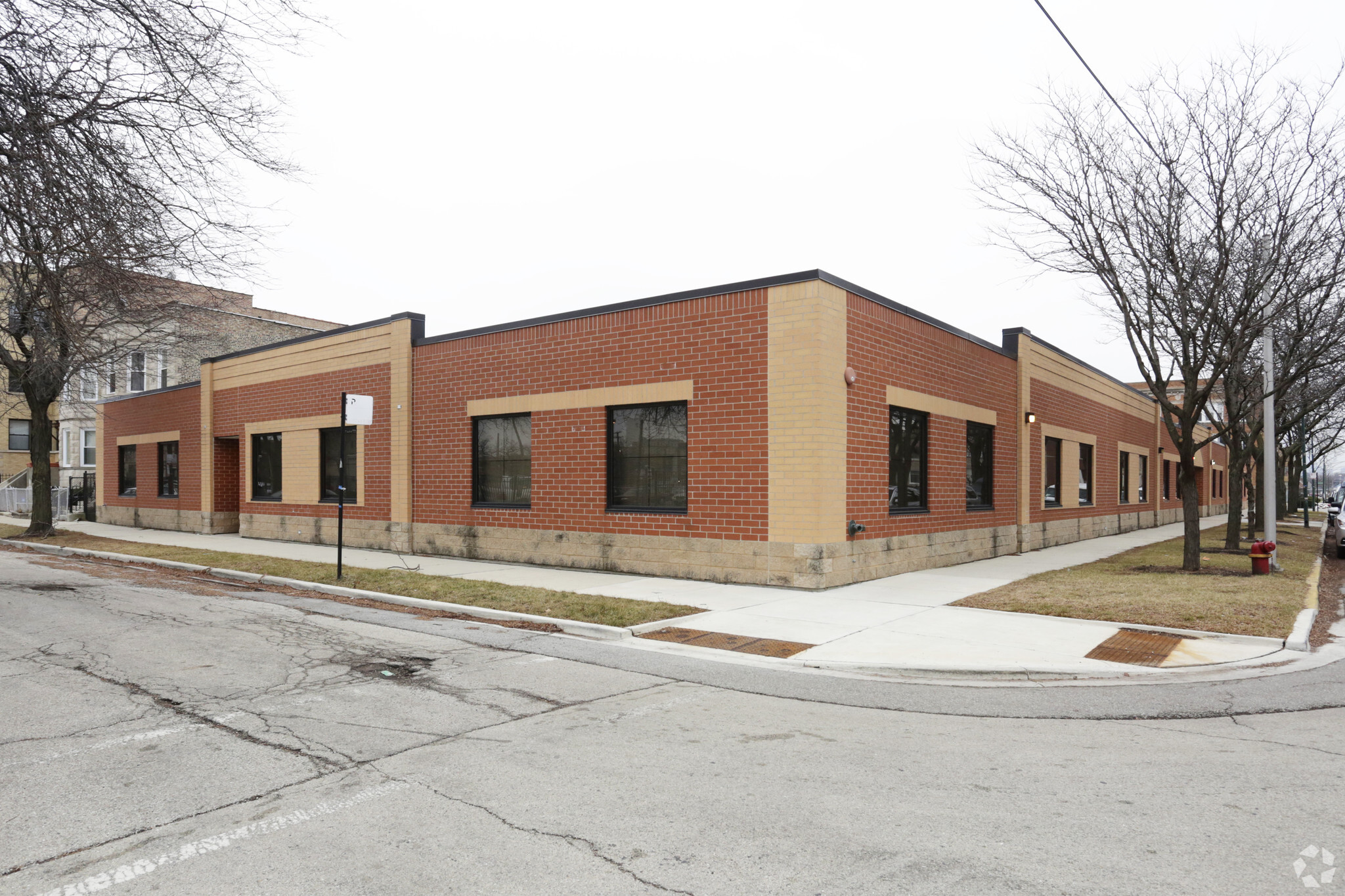 3410 W Van Buren St, Chicago, IL for lease Primary Photo- Image 1 of 20