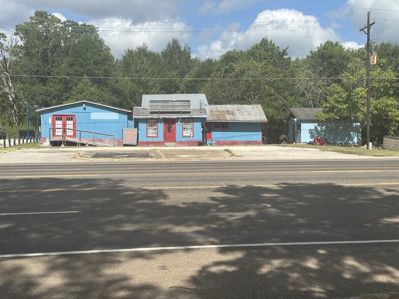 1816 Robb st, Trinity, TX for sale - Primary Photo - Image 1 of 4