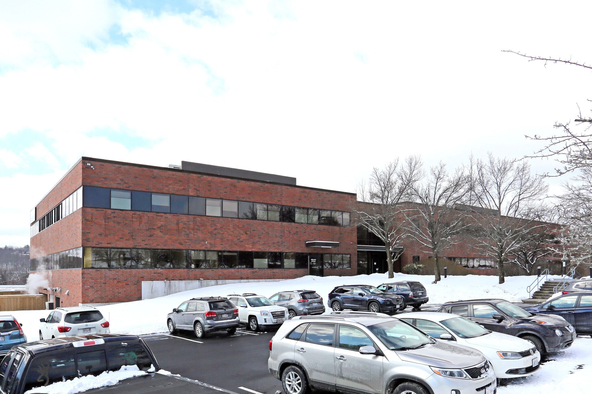 100 Century Dr, Worcester, MA for sale Primary Photo- Image 1 of 1