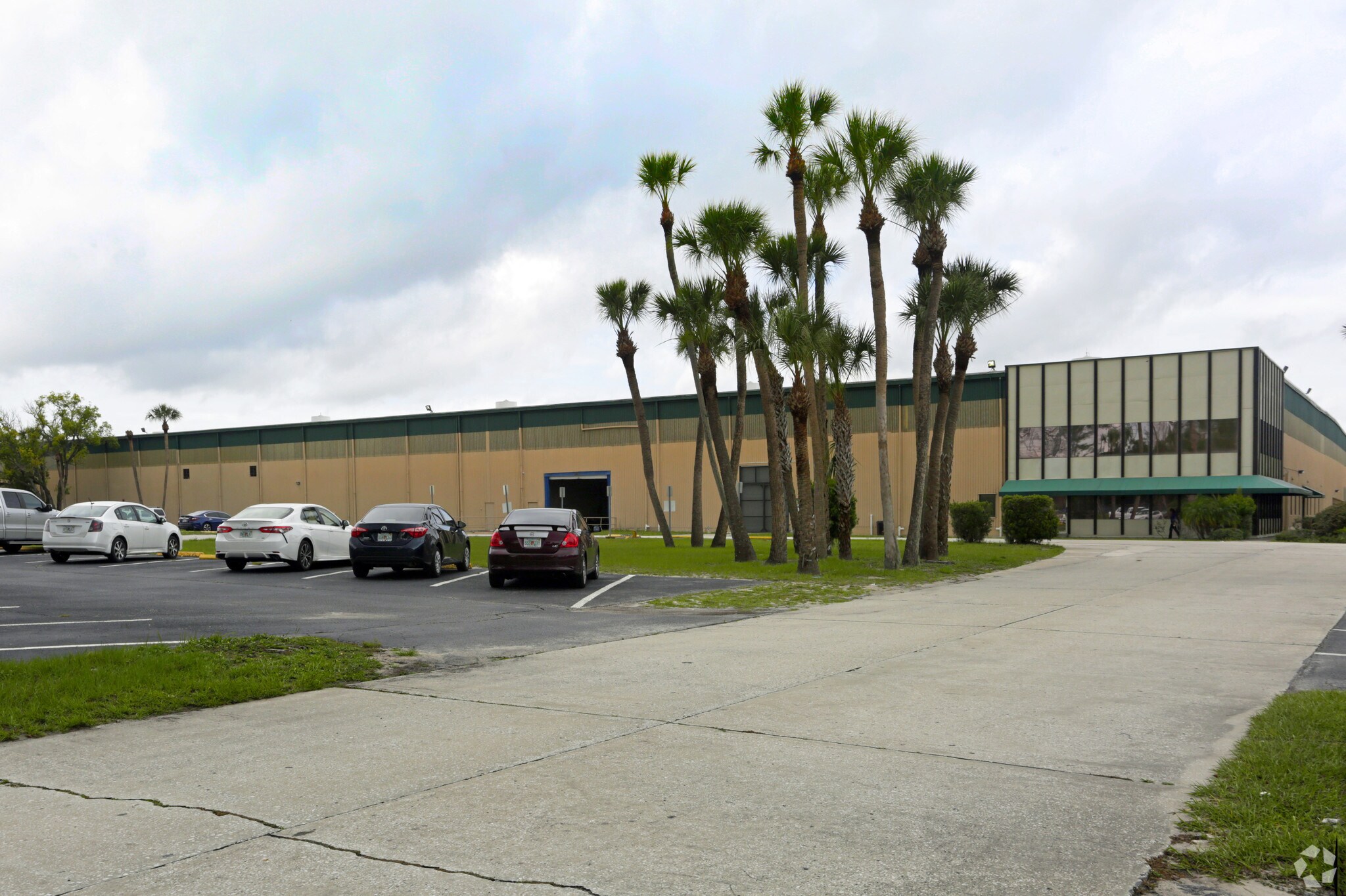 11316 46th St N, Tampa, FL for sale Primary Photo- Image 1 of 1