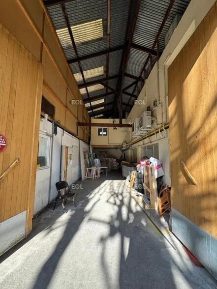 Flex in Le Perreux-sur-Marne for sale - Interior Photo - Image 1 of 5