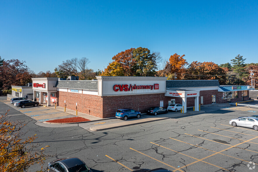 1025 Central St, Stoughton, MA for lease - Building Photo - Image 3 of 7