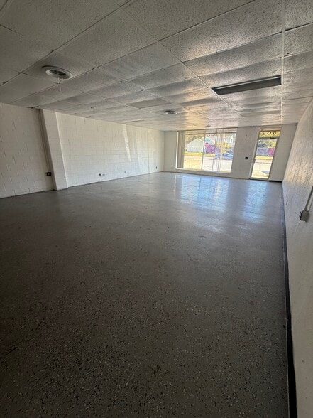 502-512 S Sheridan Rd, Tulsa, OK for lease - Building Photo - Image 3 of 9