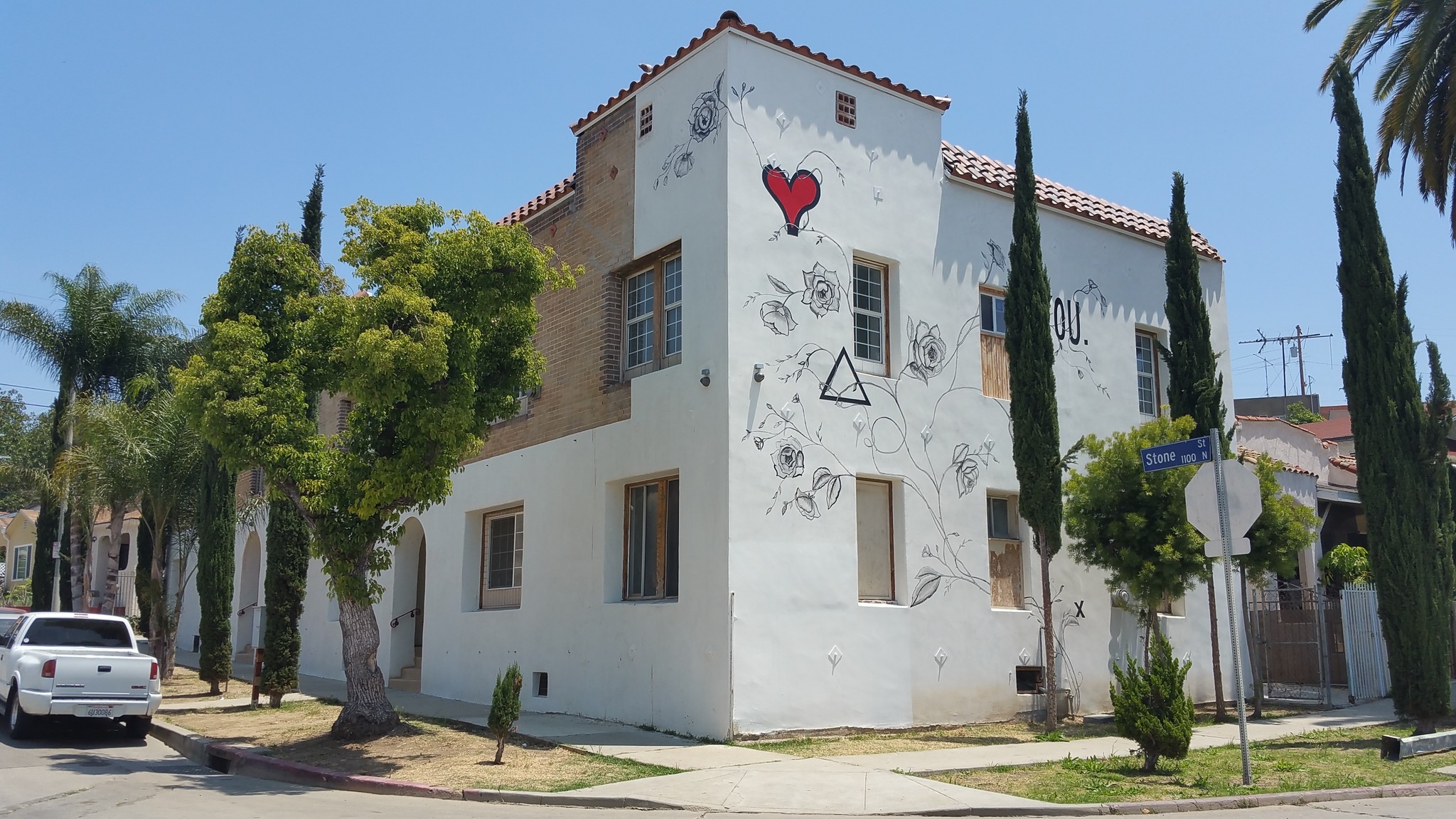 1106 N Stone St, Los Angeles, CA for sale Primary Photo- Image 1 of 1