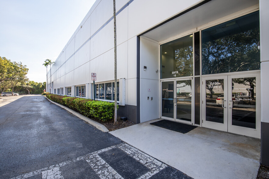 6400 Park Of Commerce Blvd, Boca Raton, FL for lease - Building Photo - Image 3 of 5