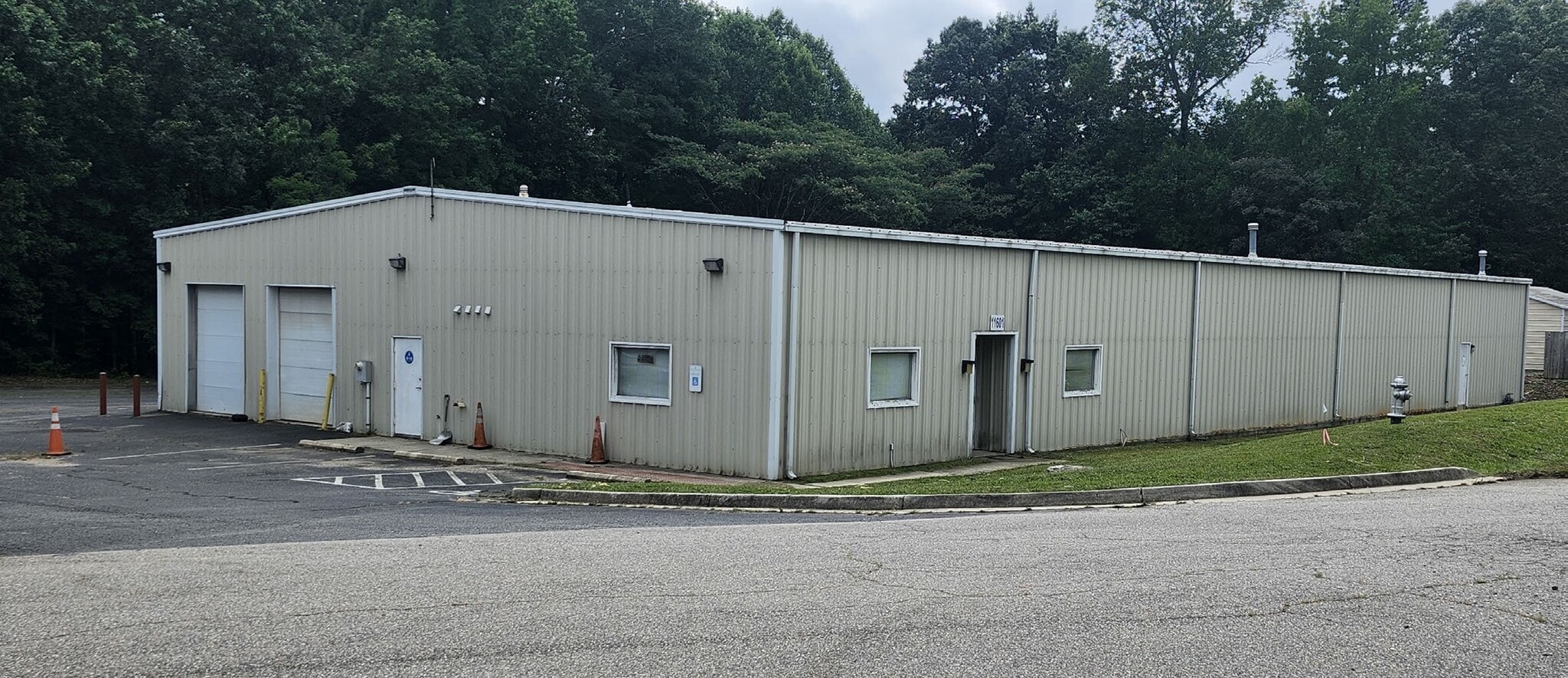 11601 Grove Park Ct, Richmond, VA for lease Building Photo- Image 1 of 3