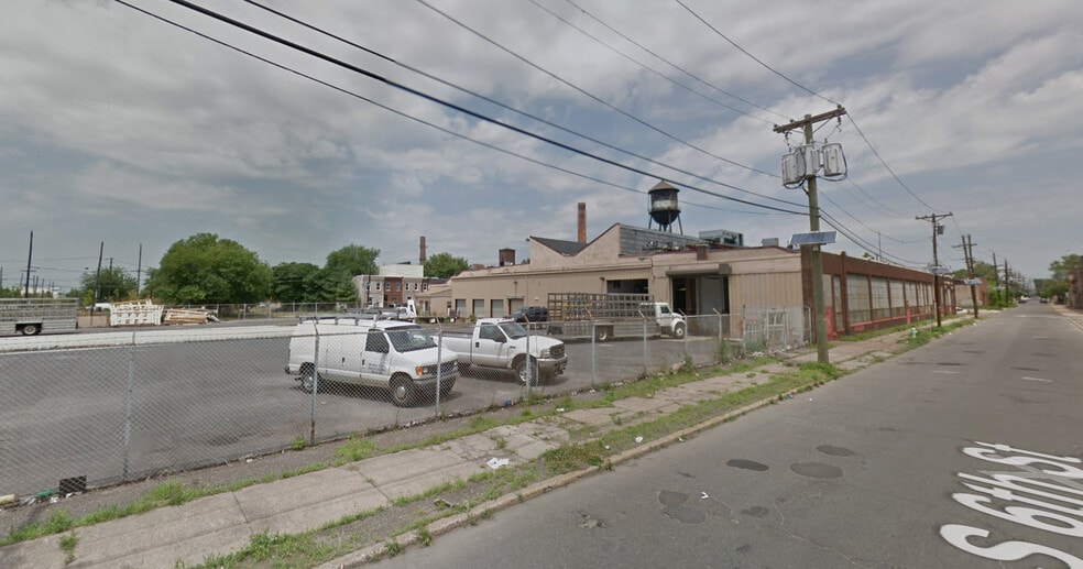 2001 S 6th St, Camden, NJ for sale - Building Photo - Image 2 of 2