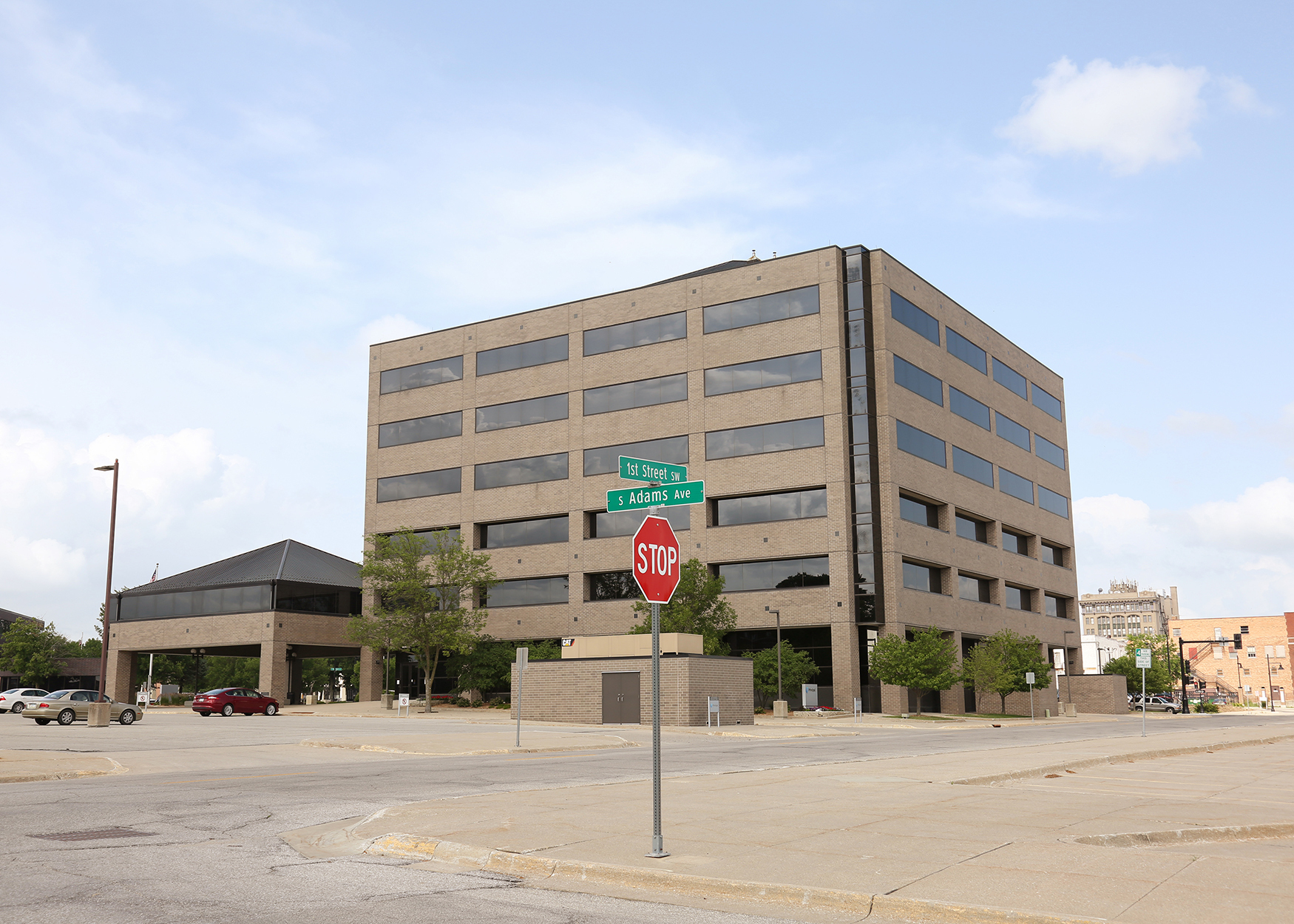 111 W State St, Mason City, IA for sale Building Photo- Image 1 of 16