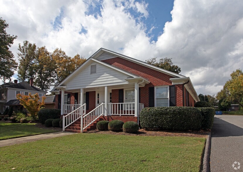 413 S York St Gastonia Nc 28052 Office For Lease Loopnet Com