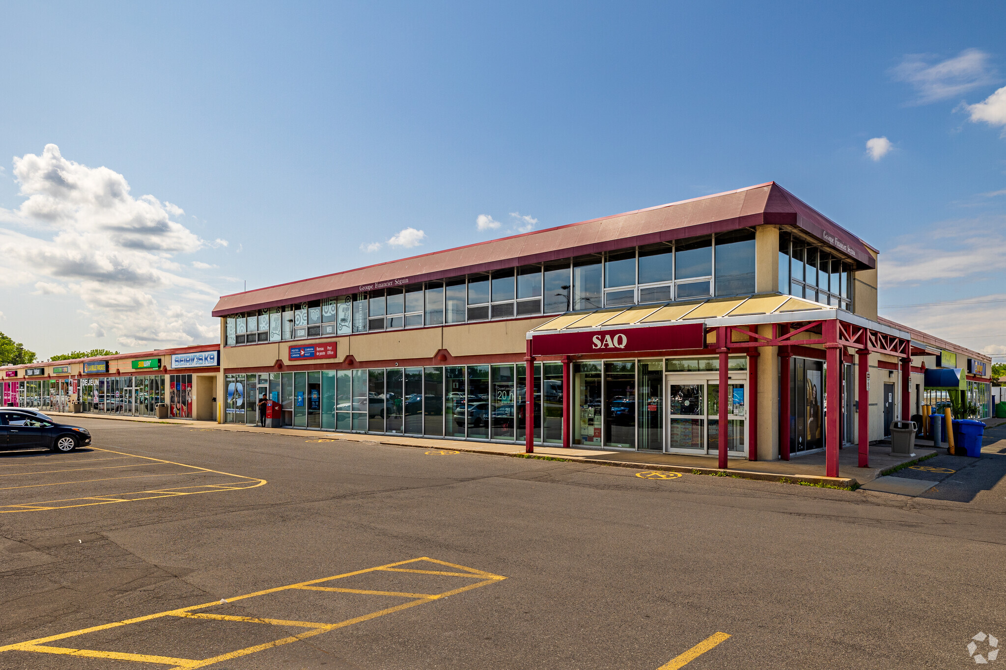 401 Boul Harwood, Vaudreuil-dorion, QC for lease Building Photo- Image 1 of 7