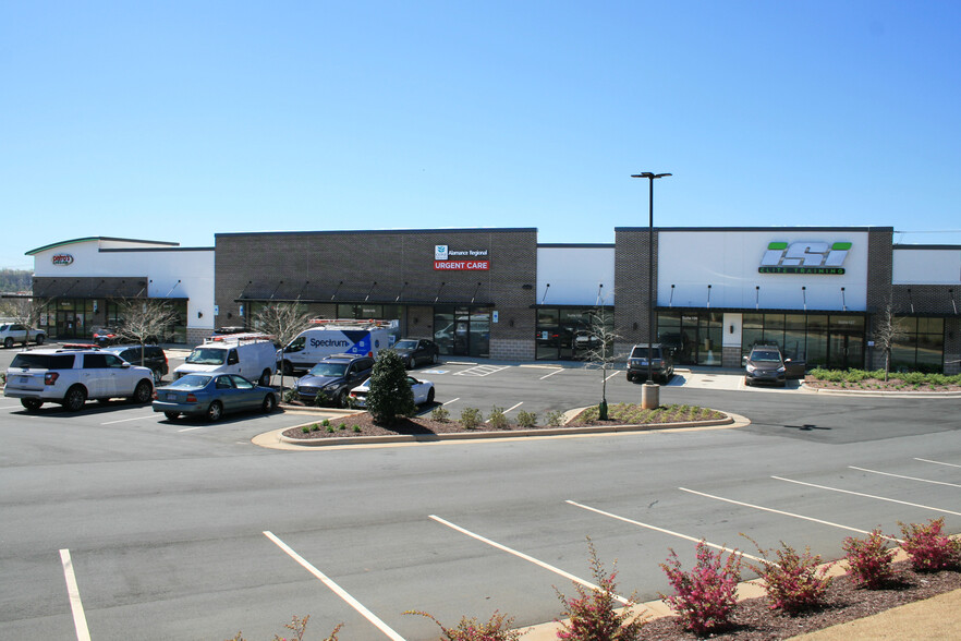 3866 Rural Retreat Rd, Burlington, NC 27215