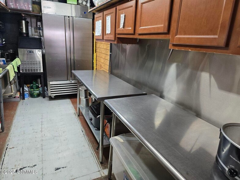 990 Quesenberry St, Las Cruces, NM for lease - Interior Photo - Image 3 of 21