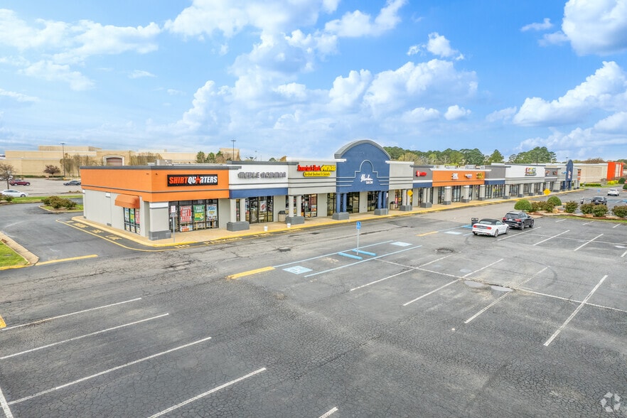 2728 North Mall Dr, Virginia Beach, VA for sale - Primary Photo - Image 1 of 1