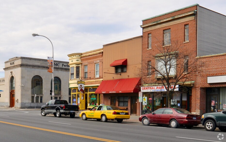 114 Quail St, Albany, NY for sale - Building Photo - Image 2 of 4