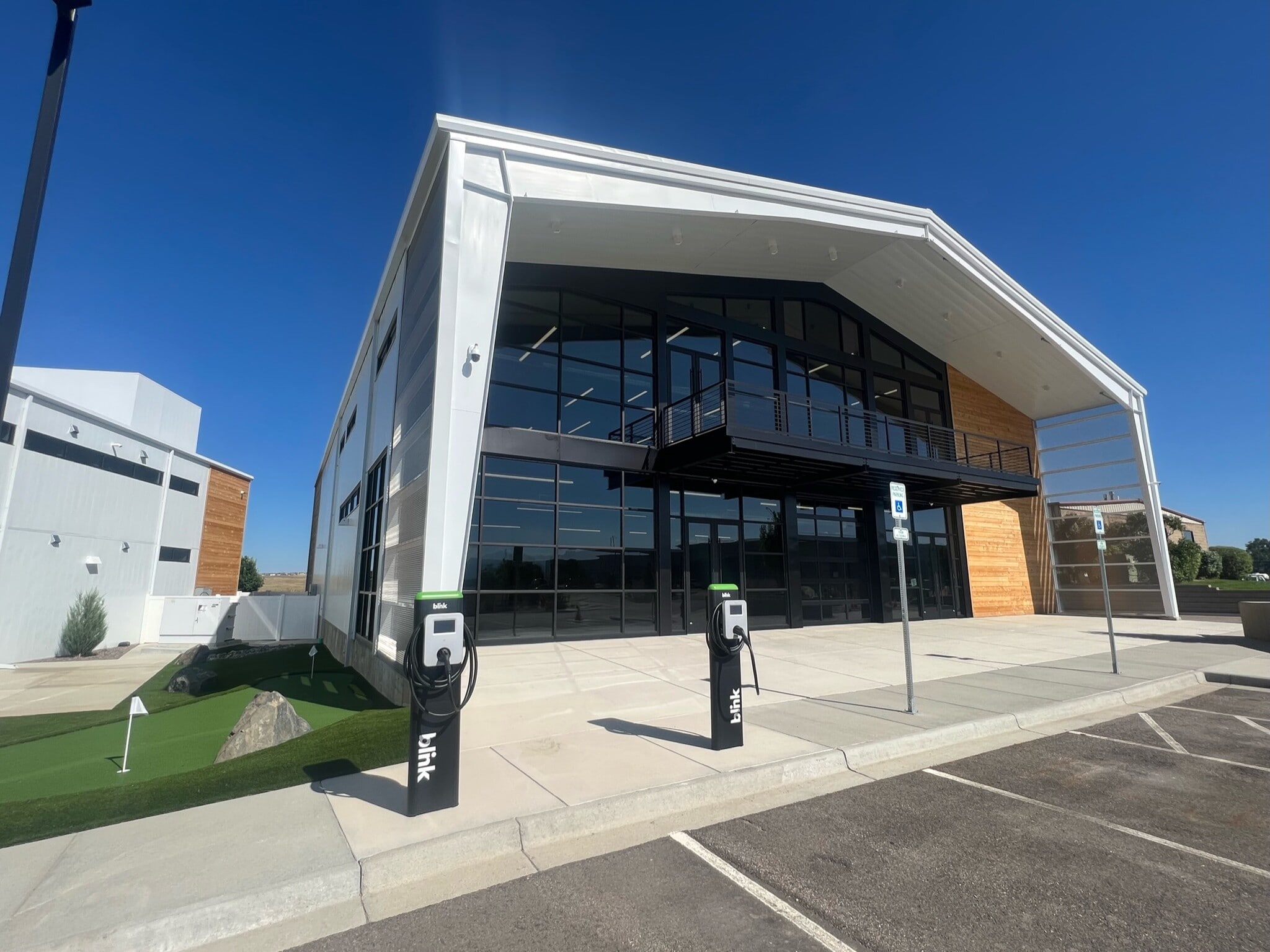 1495 Overlook Dr, Lafayette, CO for lease Building Photo- Image 1 of 25