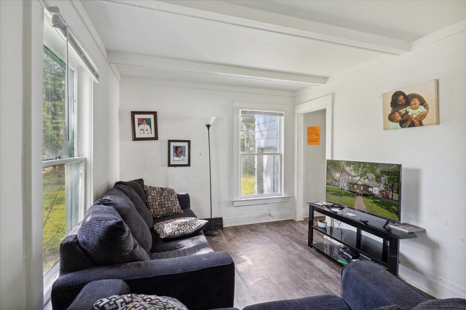 1303 E Stockbridge Ave, Kalamazoo, MI 49001 TwoUnit Rental Property