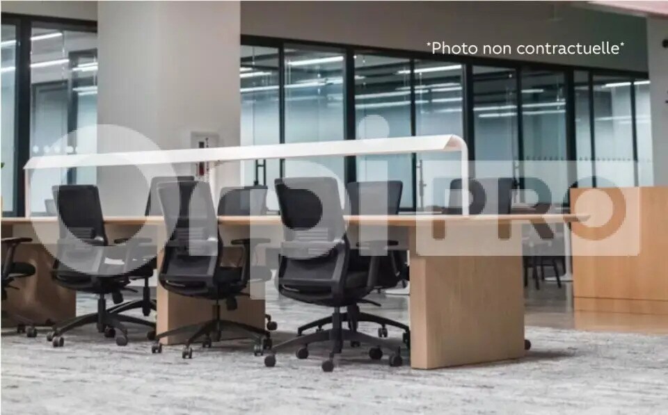 Office in Soorts-Hossegor for lease Interior Photo- Image 1 of 2