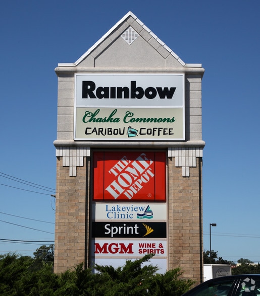 142-172 Pioneer Trl, Chaska, MN for sale - Building Photo - Image 3 of 6