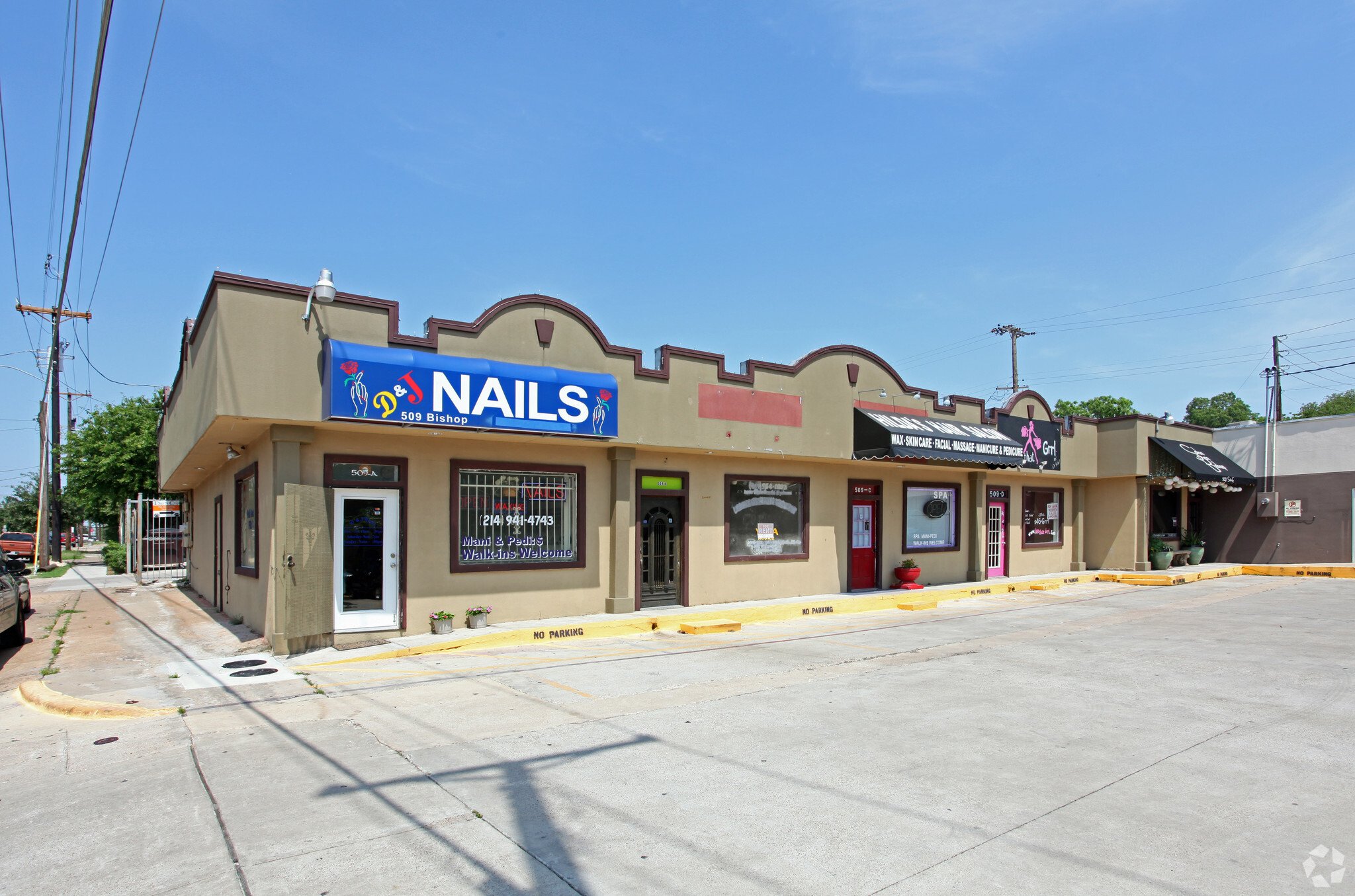 509 N Bishop Ave, Dallas, TX for lease Primary Photo- Image 1 of 3