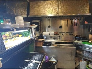 Retail in Barcelona, Barcelona for lease Interior Photo- Image 1 of 1