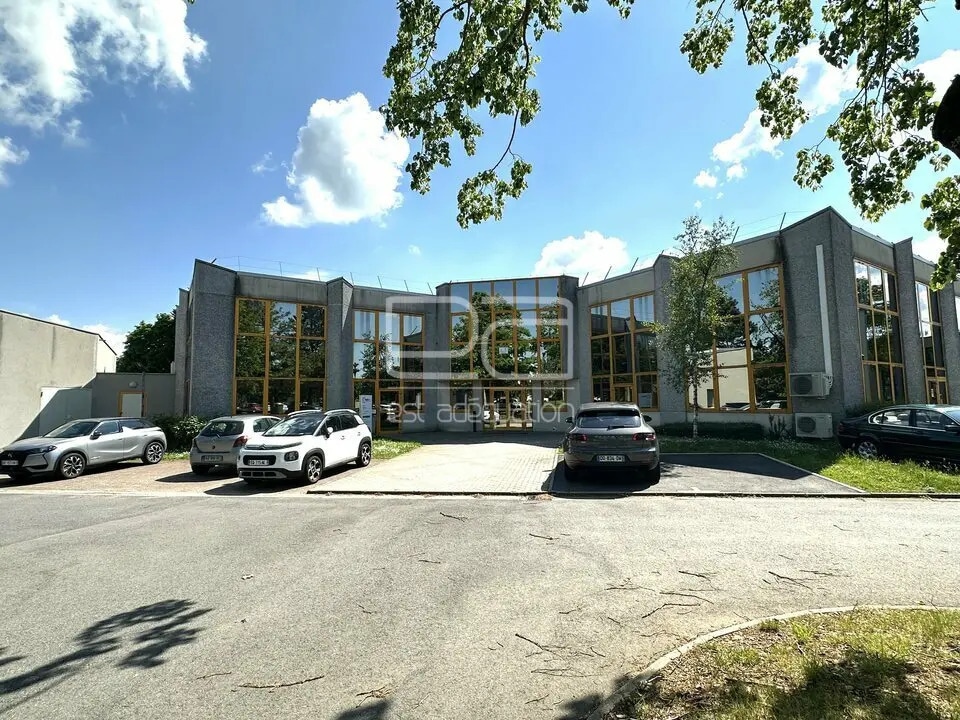 Office in Villers-lès-Nancy for sale Building Photo- Image 1 of 14