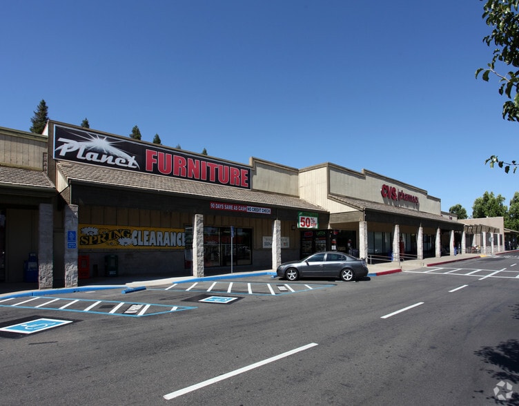 8511-8607 Elk Grove Blvd, Elk Grove, CA for lease - Primary Photo - Image 3 of 5