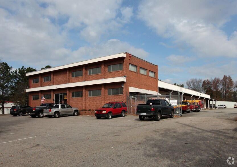 701 E Six Forks Rd, Raleigh, NC for sale - Primary Photo - Image 1 of 8