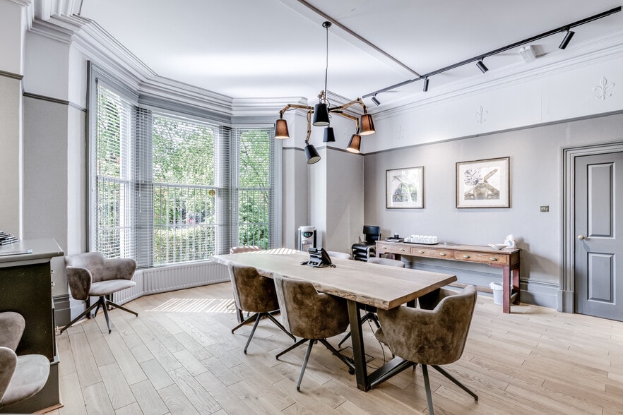 60 Chorley New Rd, Bolton for sale - Interior Photo - Image 3 of 3