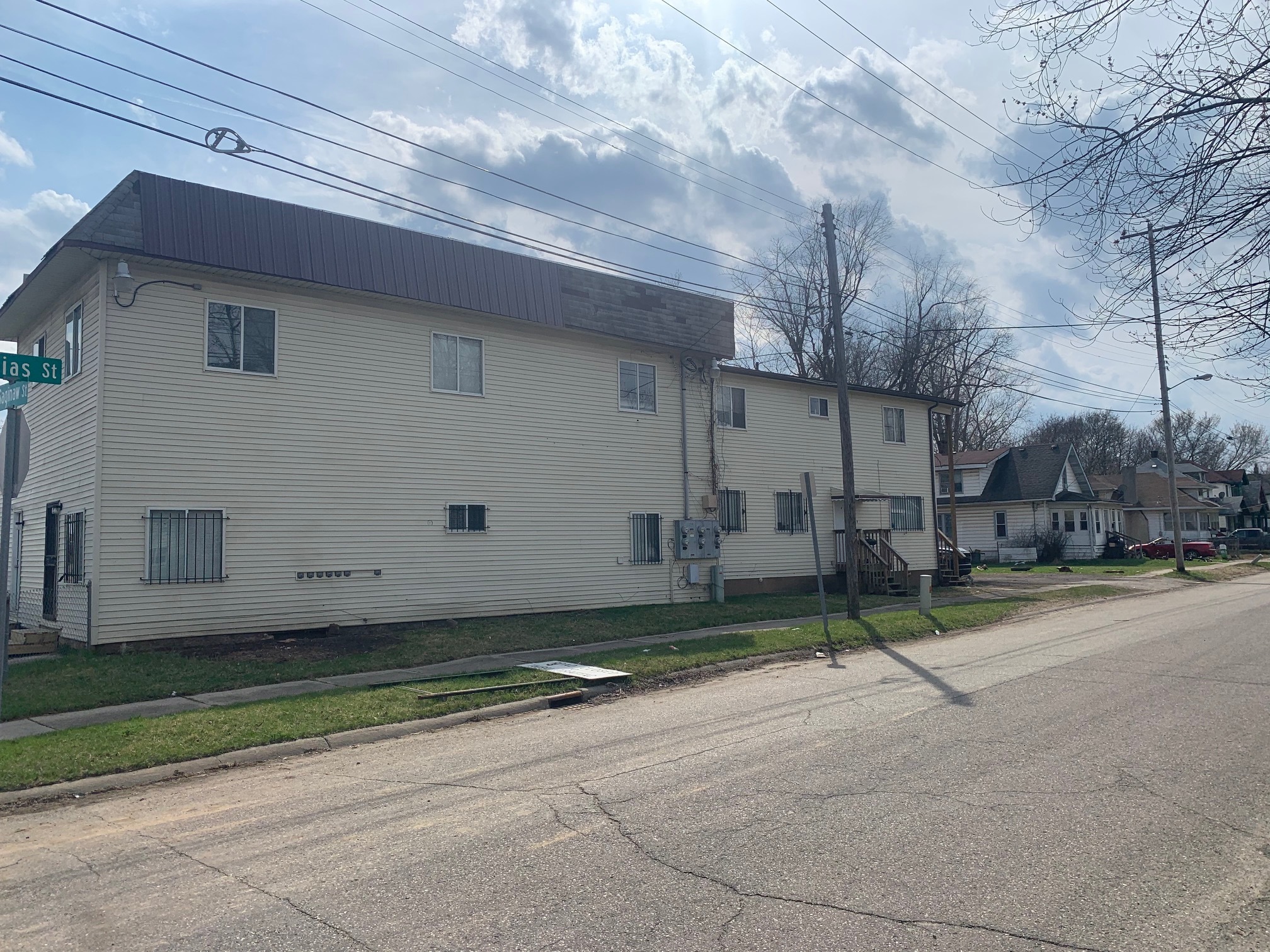 2604 S Saginaw St, Flint, MI 48503 | LoopNet