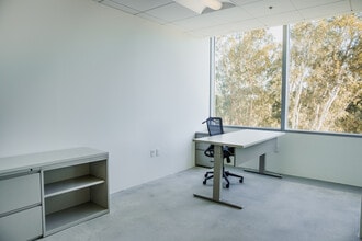 27200 Tourney Rd, Valencia, CA for lease Interior Photo- Image 2 of 2