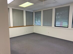 4641 Pottsville Pike, Reading, PA for lease Interior Photo- Image 2 of 9