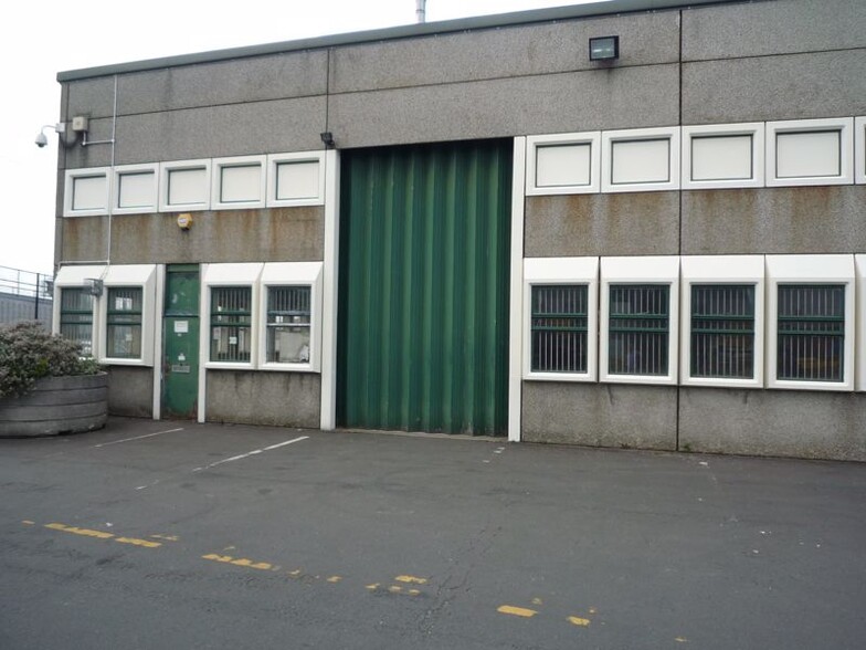 Chichester St, Rochdale for lease - Building Photo - Image 3 of 4