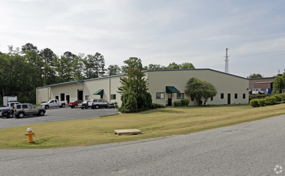 40 Freedom Ct, Greer, SC for sale - Primary Photo - Image 1 of 1