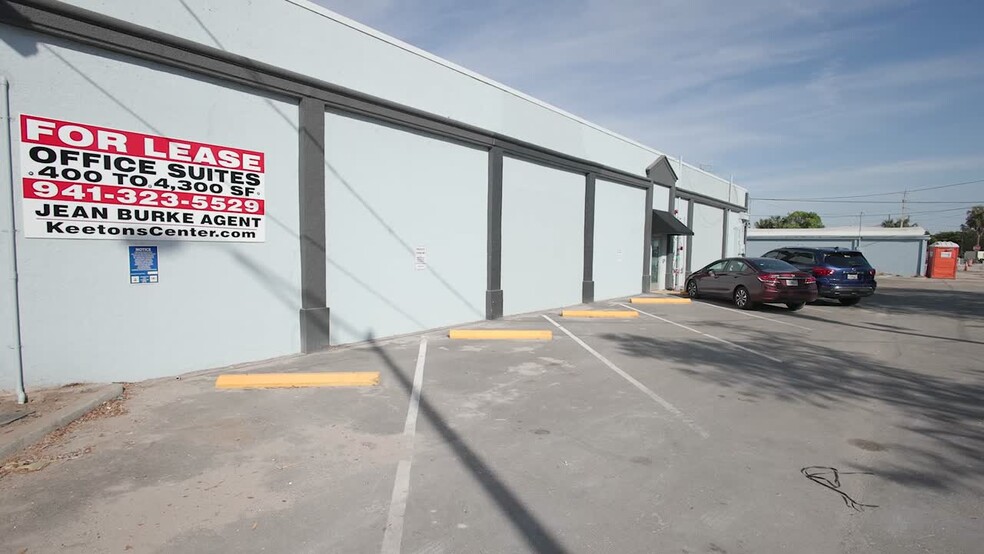 817 Manatee Ave W, Bradenton, FL for lease - Commercial Listing Video - Image 3 of 10