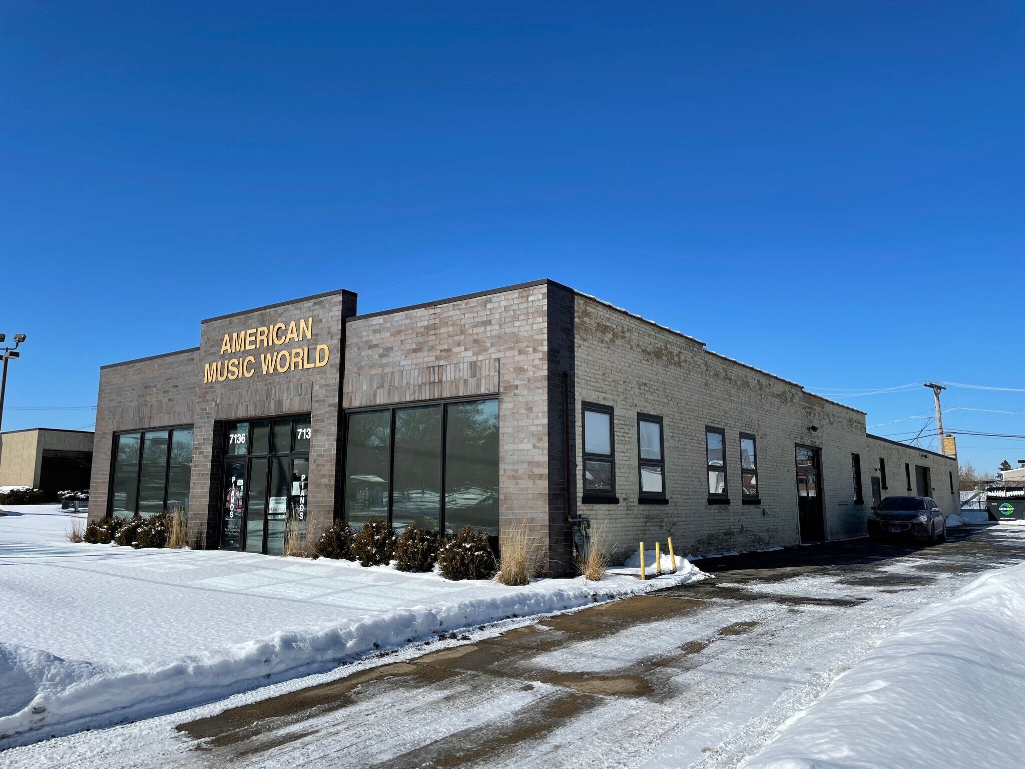 7136 W Touhy Ave, Niles, IL for sale Building Photo- Image 1 of 1