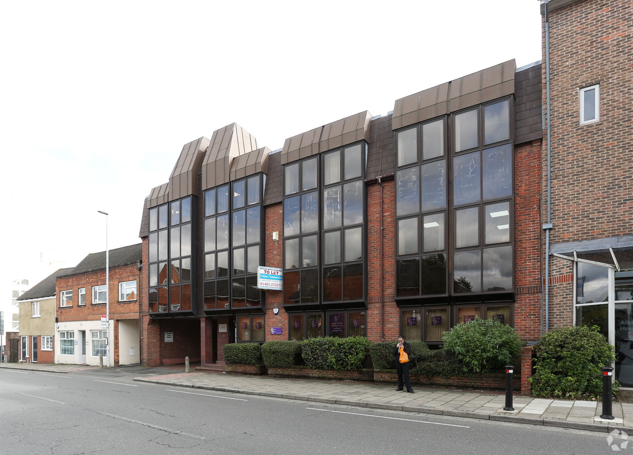 44-46 Springfield Rd, Horsham for lease Building Photo- Image 1 of 3