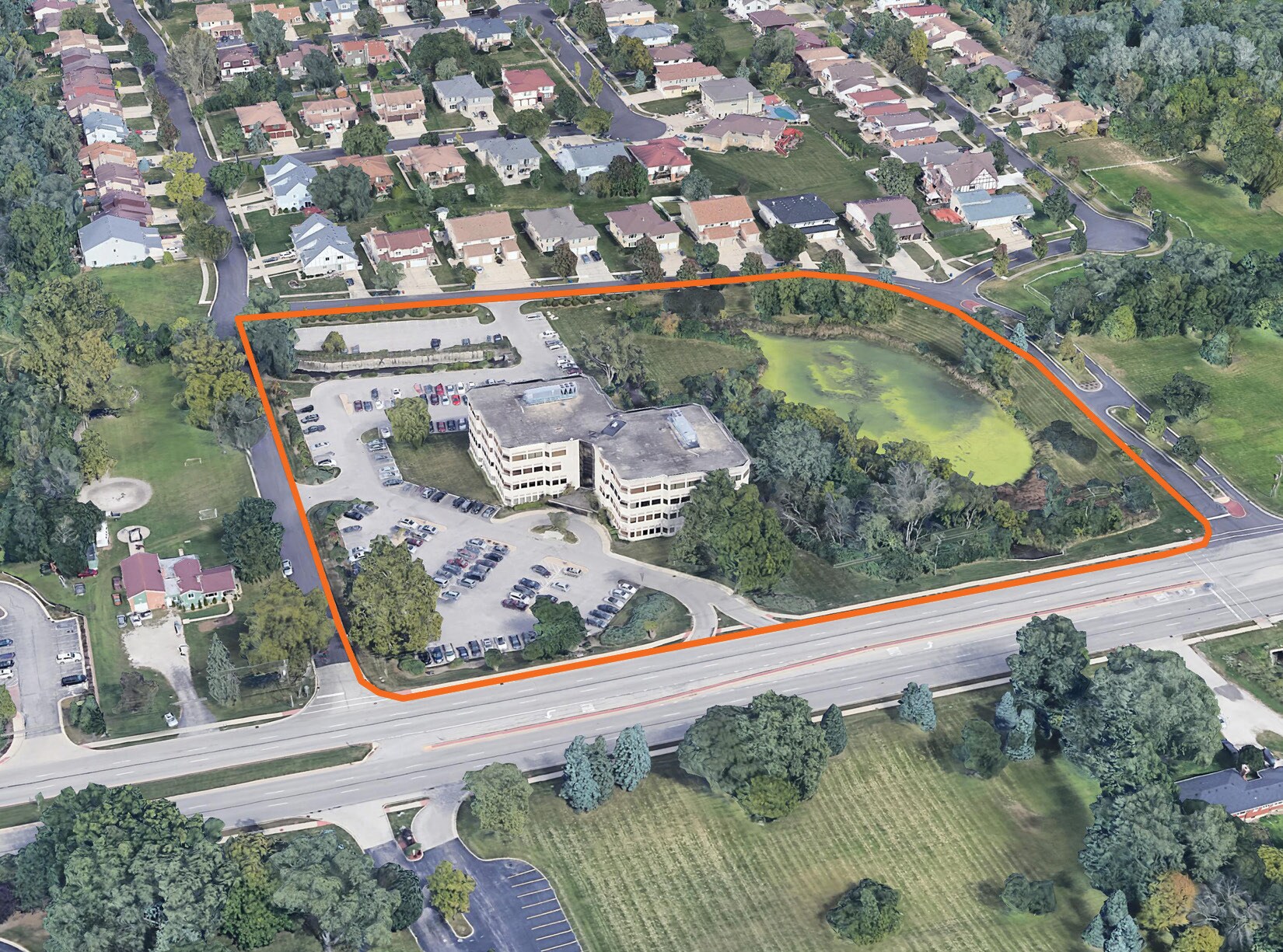 300 & 303 E Army Trail Road, Bloomingdale, IL 60108 Willowlake Center