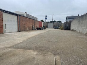 2960 Chapman St, Oakland, CA for sale Building Photo- Image 2 of 7