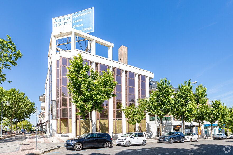 Calle Luxemburgo, 4, Pozuelo De Alarcón, Madrid for lease - Building Photo - Image 2 of 3