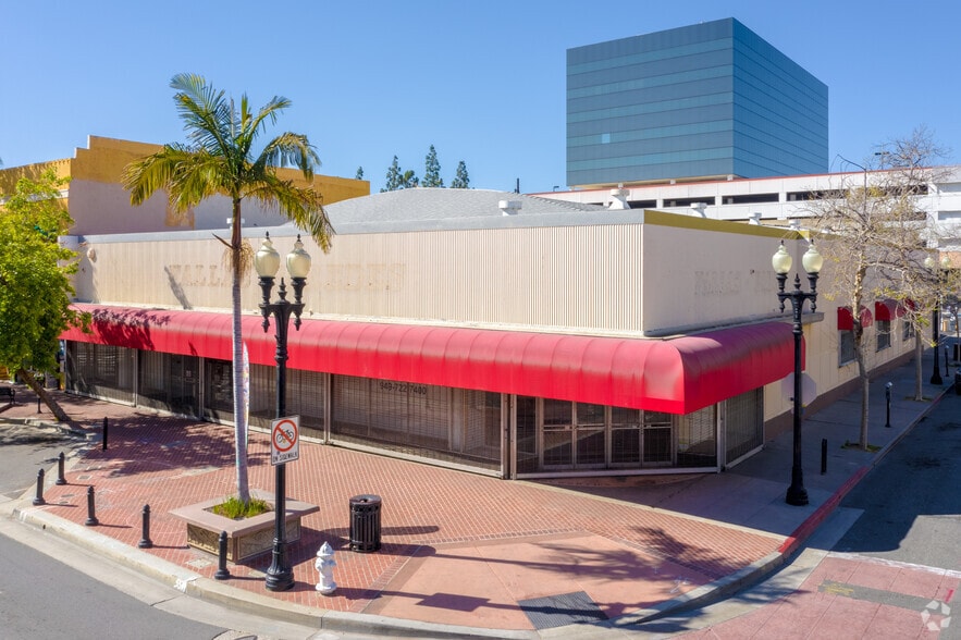 201 W 4th St, Santa Ana, CA for lease - Building Photo - Image 2 of 13