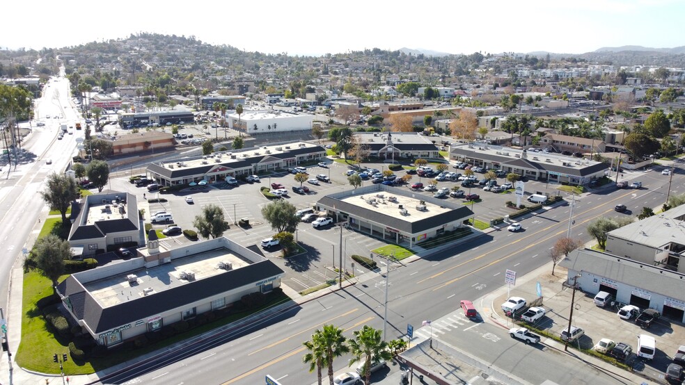 1111-1161 E Washington Ave, Escondido, CA for lease - Aerial - Image 1 of 7