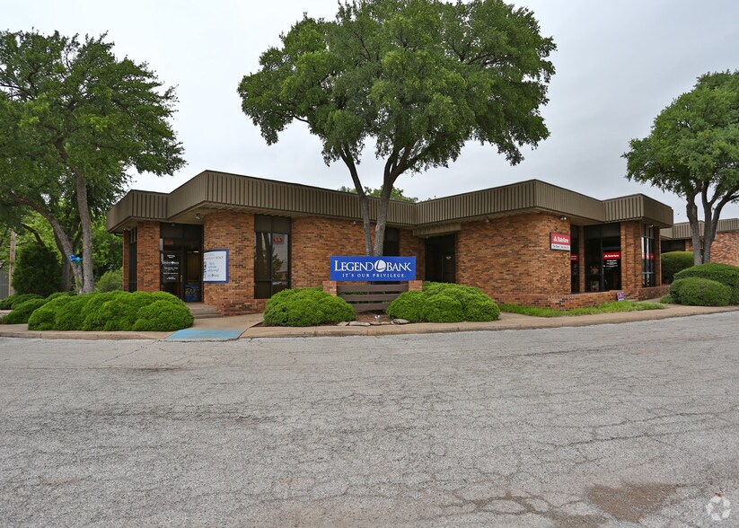 2608 Kemp Blvd, Wichita Falls, TX for sale - Primary Photo - Image 1 of 1