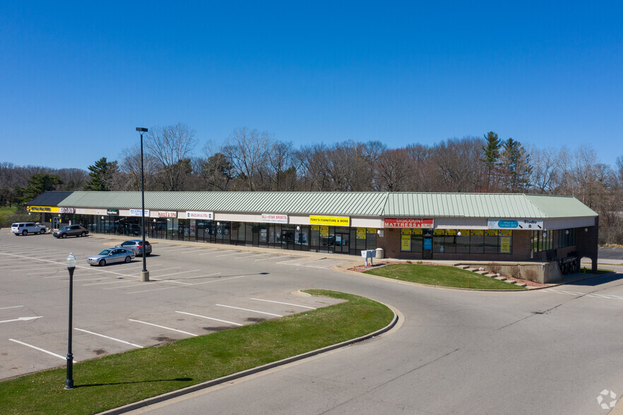 2035-2055 28th St, Grand Rapids, MI for lease - Aerial - Image 3 of 3