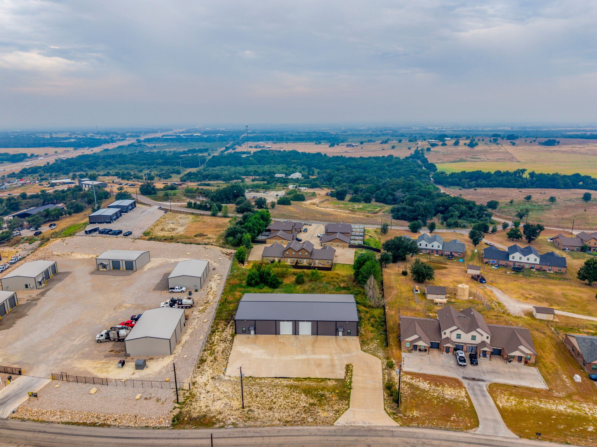 117 Bennett Hills Dr, Weatherford, TX for lease Interior Photo- Image 1 of 6