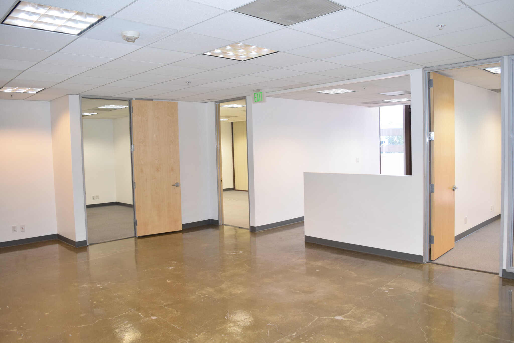 15503 Ventura Blvd, Encino, CA for lease Interior Photo- Image 1 of 7