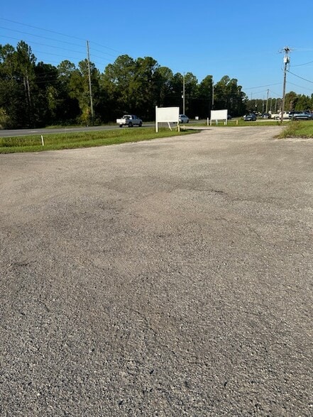 24133 W SR-40, Astor, FL for lease - Building Photo - Image 3 of 11