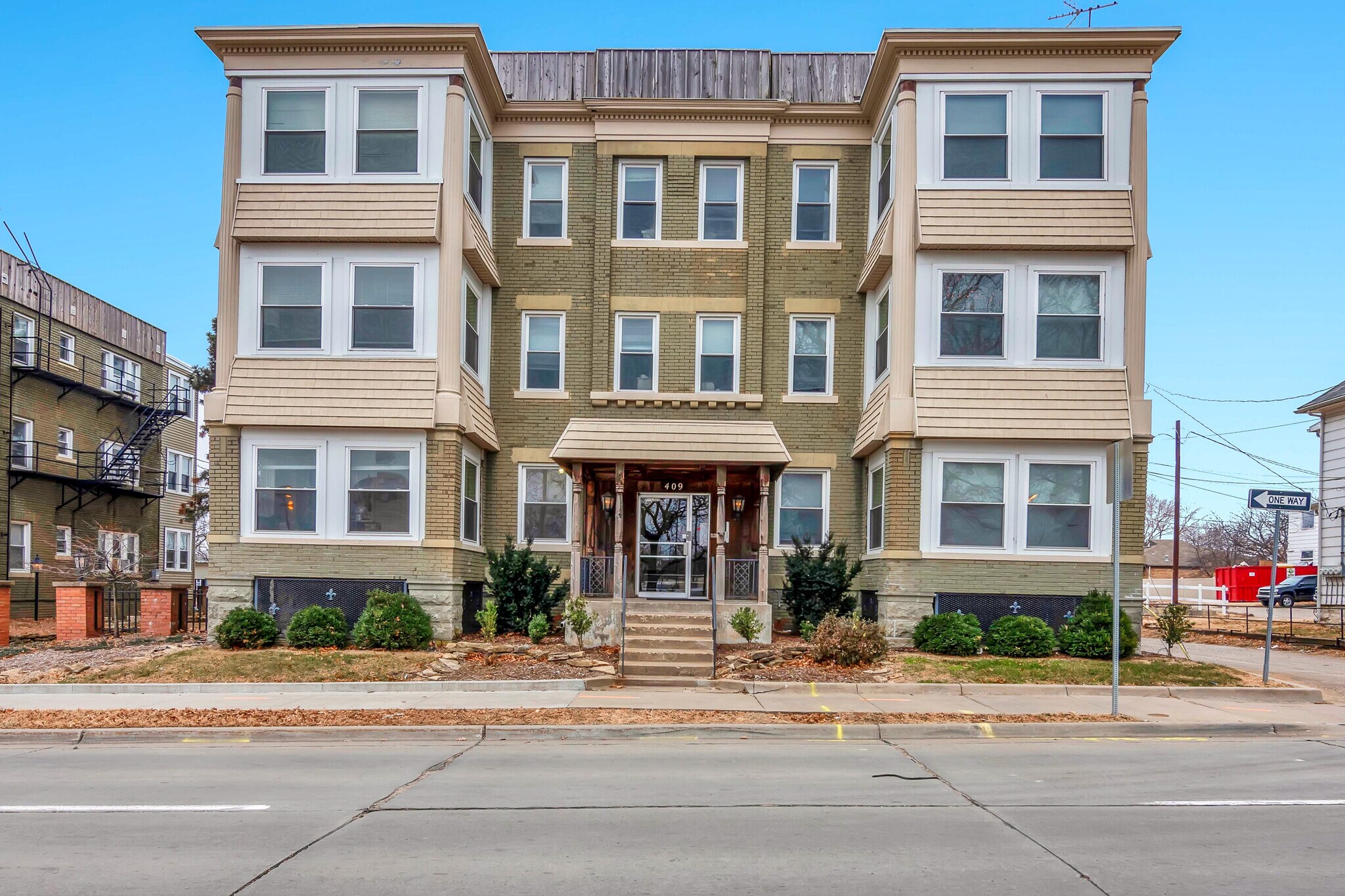 403-409 SW Huntoon St, Topeka, KS for sale Building Photo- Image 1 of 1