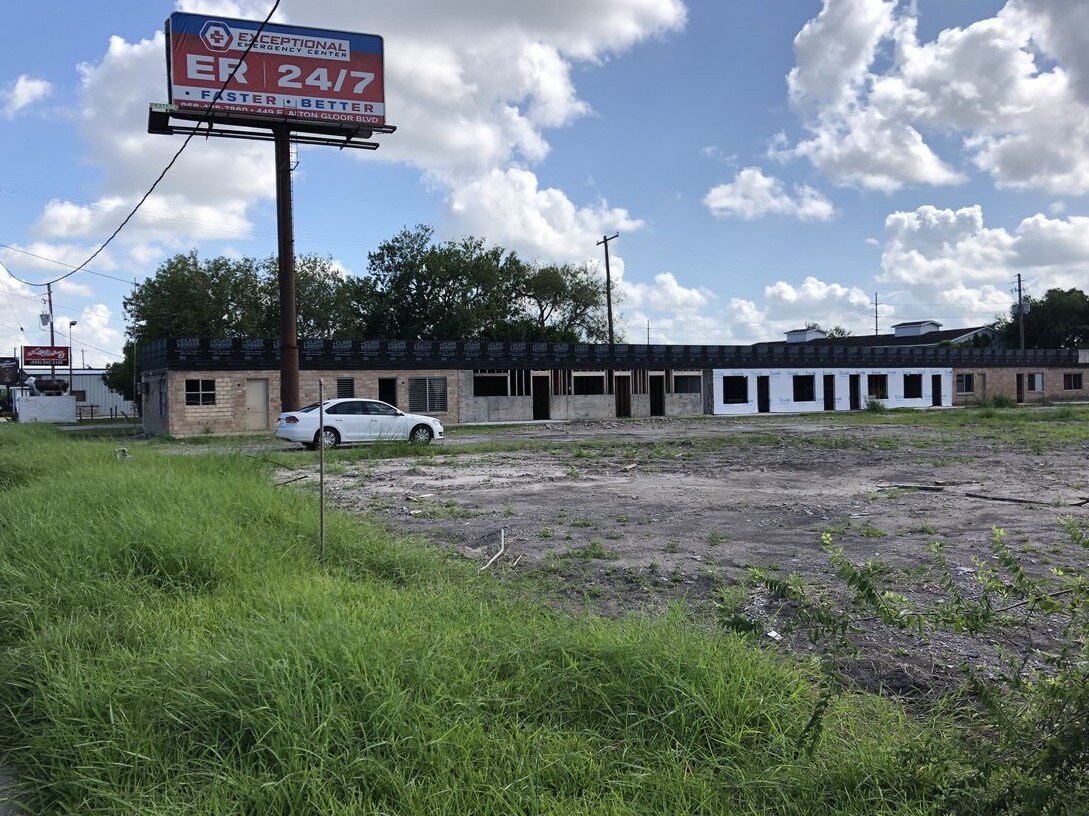 2054 Central Blvd, Brownsville, TX 78520