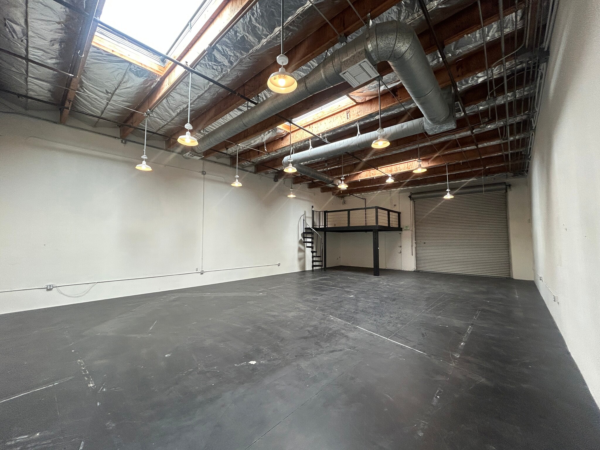902-926 Colorado Ave, Santa Monica, CA for lease Building Photo- Image 1 of 7