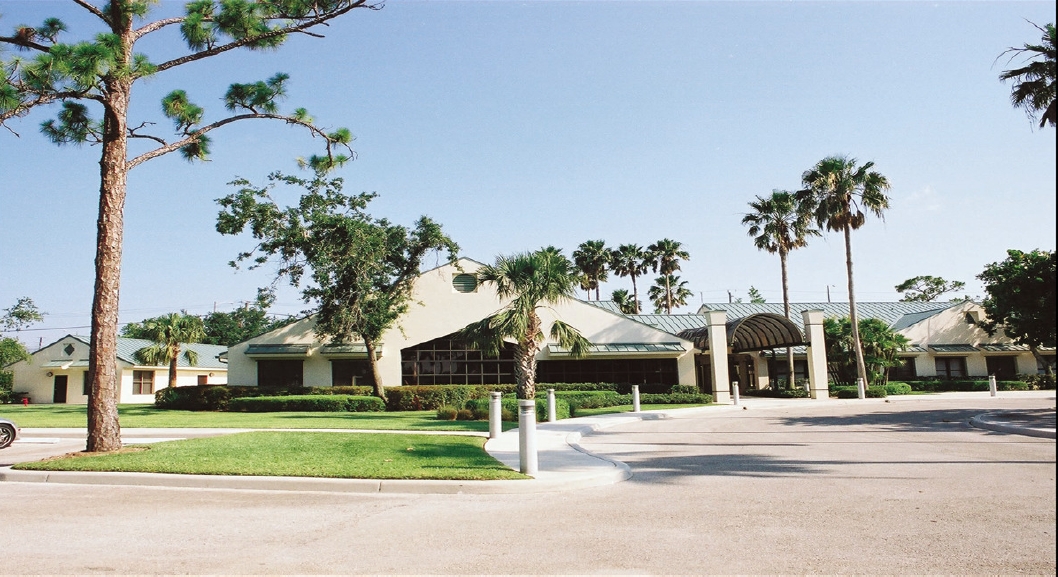 357 Hiatt Dr, Palm Beach Gardens, FL for sale Primary Photo- Image 1 of 4